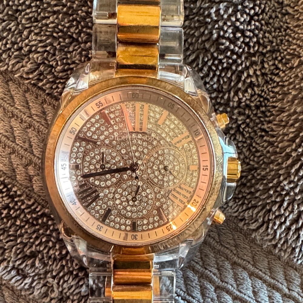 Michael Kors Rose Gold color women’s watch. - Picture 2 of 5